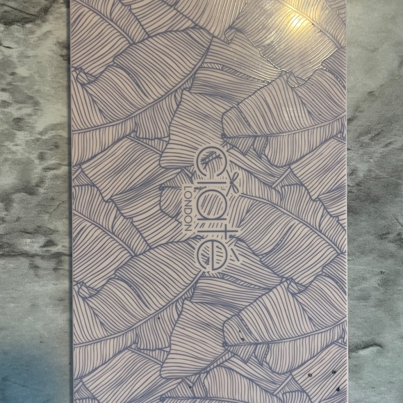 Ciate Eyeshadow Palette - Picture 2 of 3